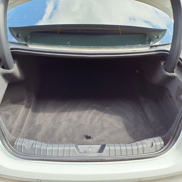 Used Jaguar XF 2019 for sale - 74607241: Photo 8