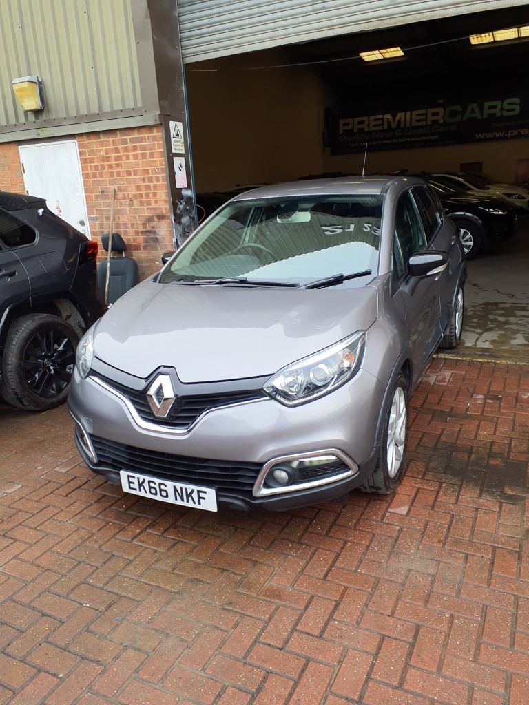 Used Renault Captur 2016 for sale - 77642843: Photo 3