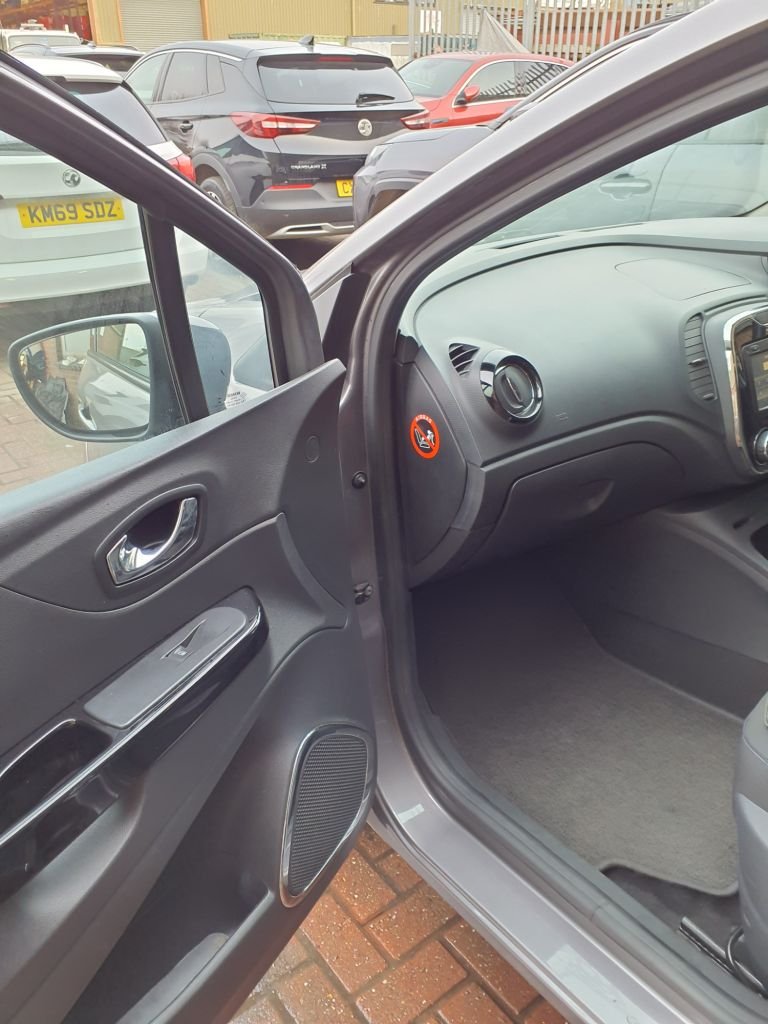 Used Renault Captur 2016 for sale - 77642843: Photo 4