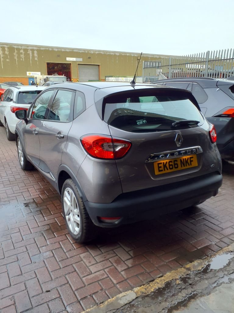 Used Renault Captur 2016 for sale - 77642843: Photo 6