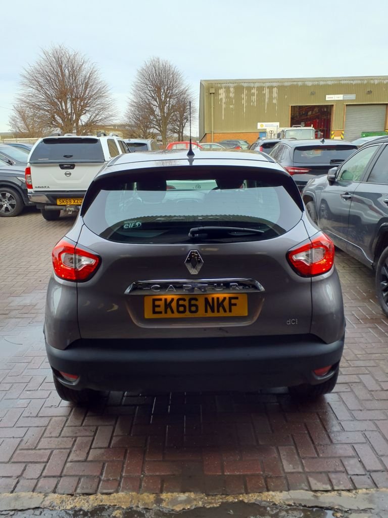 Used Renault Captur 2016 for sale - 77642843: Photo 7