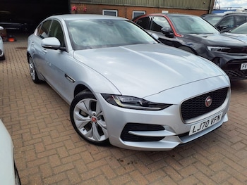 Used Jaguar XE 2020 for sale - 79599058: Photo