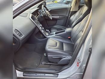 Used Volvo XC60 2017 for sale - 79771264: Photo