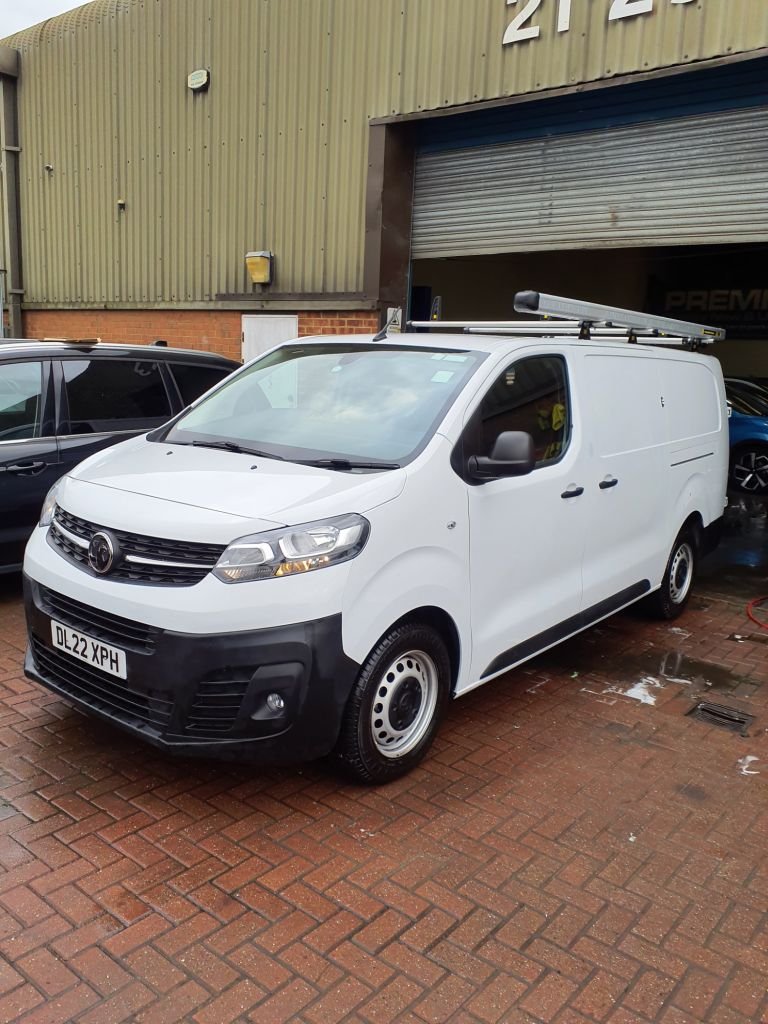 Used Vauxhall Vivaro 2022 for sale - 77342062: Photo 3
