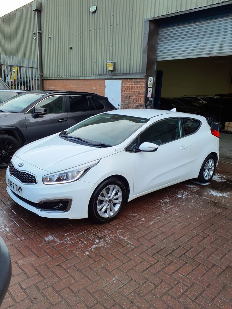 Used Kia Pro Ceed 2017 for sale - 77667525: Photo 3