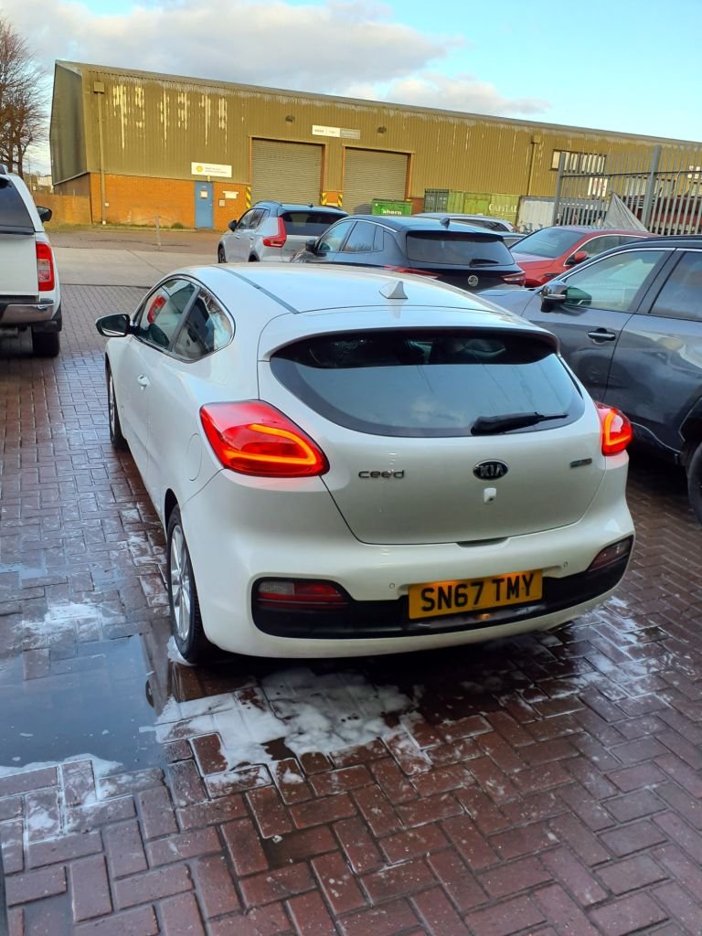 Used Kia Pro Ceed 2017 for sale - 77667525: Photo 6