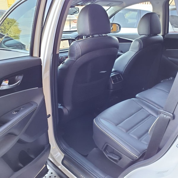 Used Kia Sorento 2018 for sale - 75230329: Photo 5