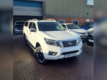Used Nissan Navara 2019 for sale - 76520808: Photo