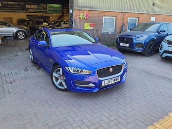 Used Jaguar XE 2017 for sale - 79032290: Photo