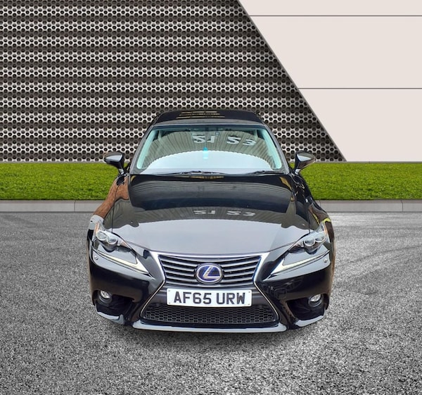 Used Lexus IS 2015 for sale - 75433503: Photo 2