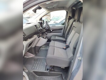 Used Vauxhall Vivaro 2022 for sale - 77720084: Photo