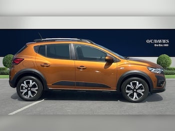 Used Dacia Sandero Stepway 2021 for sale - 75959975: Photo 2