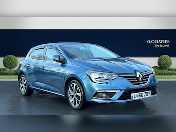 2016 - 1.2 TCe Dynamique Nav Hatchback 5dr Petrol Manual Euro 6 (s/s) (130 ps) Man