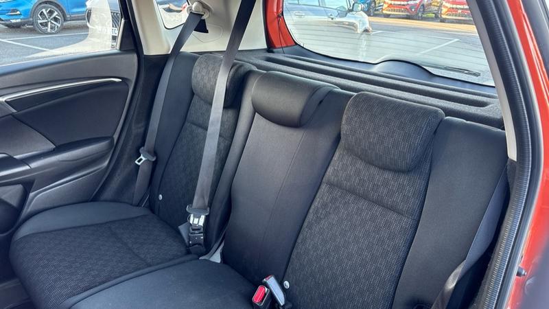 Used Honda Jazz 2015 for sale - 76722878: Photo 10