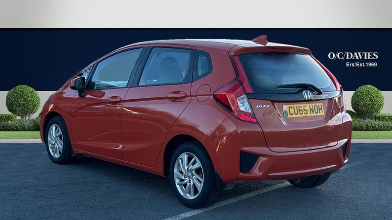 Used Honda Jazz 2015 for sale - 76722878: Photo 3