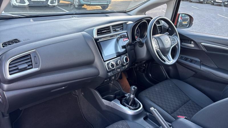 Used Honda Jazz 2015 for sale - 76722878: Photo 6