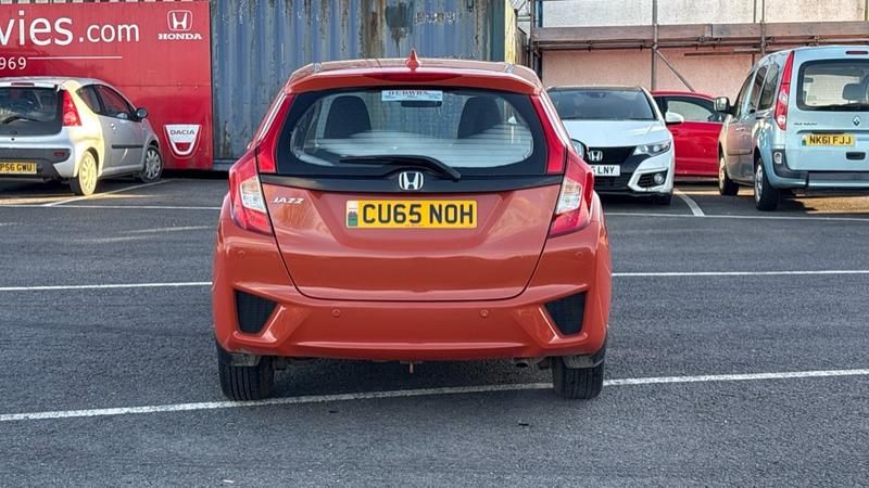 Used Honda Jazz 2015 for sale - 76722878: Photo 8