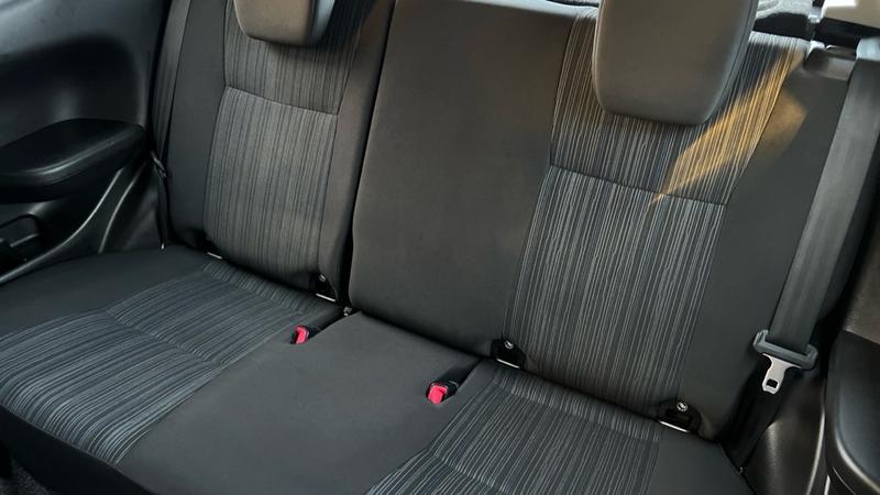 Used Suzuki Swift 2016 for sale - 76385109: Photo 10