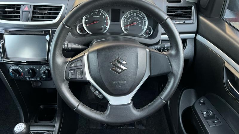 Used Suzuki Swift 2016 for sale - 76385109: Photo 9