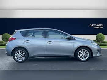 Used Toyota Auris 2014 for sale - 75632665: Photo