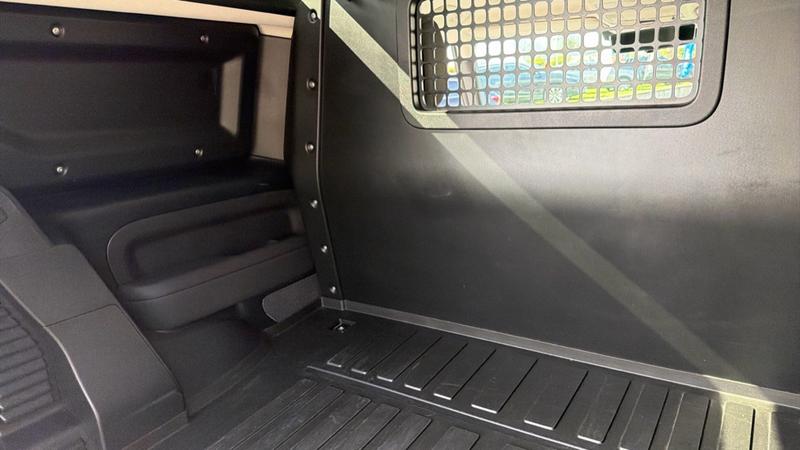 Used Land Rover Defender 2021 for sale - 78087826: Photo 10