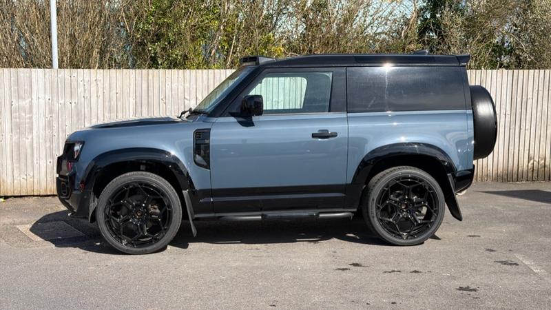 Used Land Rover Defender 2021 for sale - 78087826: Photo 13