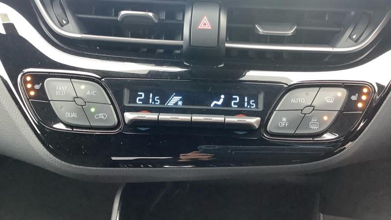 Used Toyota C-HR 2019 for sale - 75871065: Photo 19