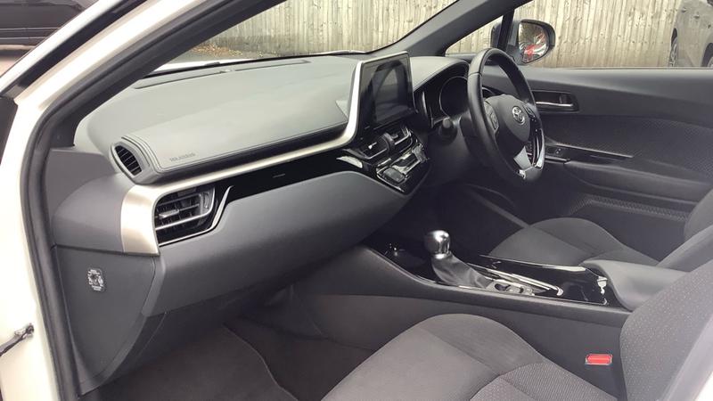 Used Toyota C-HR 2019 for sale - 75871065: Photo 6