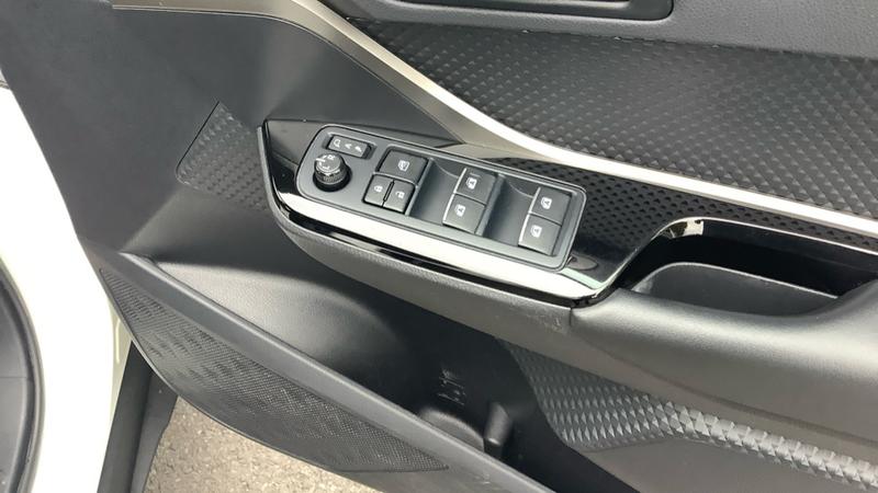 Used Toyota C-HR 2019 for sale - 76933550: Photo 18