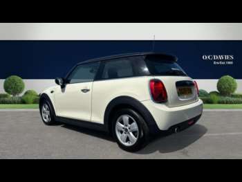 Used MINI Hatch 2019 for sale - 74885794: Photo