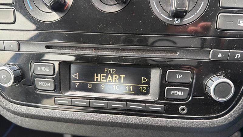 Used Volkswagen up! 2014 for sale - 78153006: Photo 16