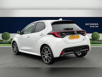 Used Toyota Yaris 2024 for sale - 78215522: Photo