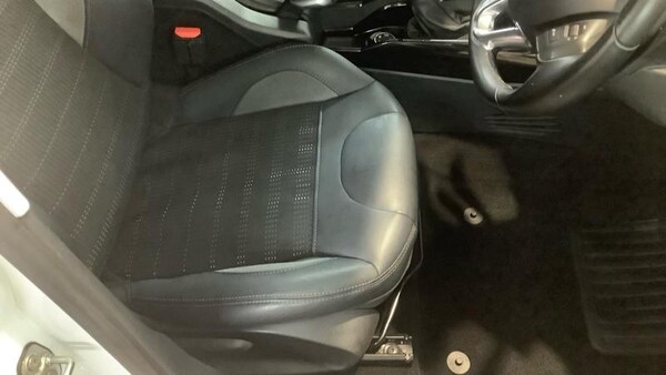 Used Peugeot 2008 2016 for sale - 75945329: Photo 20