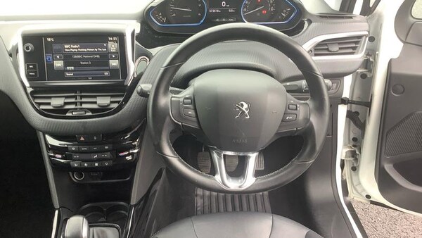 Used Peugeot 2008 2016 for sale - 75945329: Photo 9