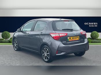 Used Toyota Yaris 2018 for sale - 79713455: Photo