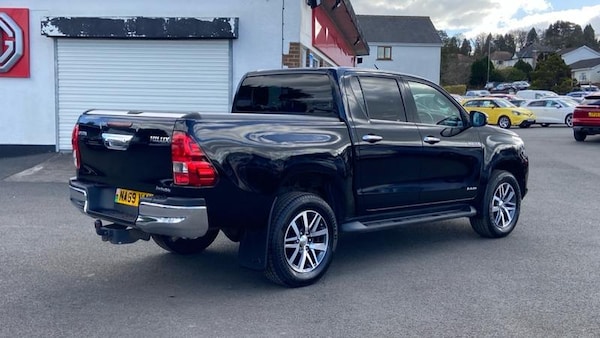 Used Toyota Hilux 2019 for sale - 76285383: Photo 12