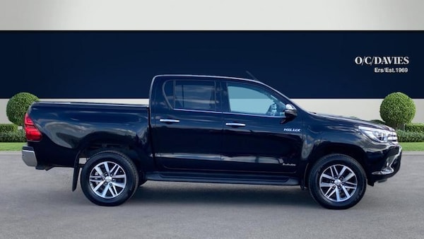 Used Toyota Hilux 2019 for sale - 76285383: Photo 2