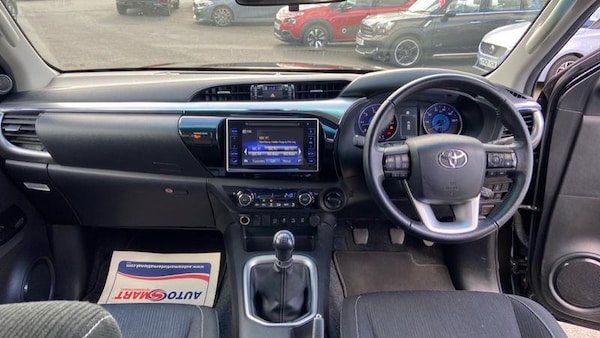 Used Toyota Hilux 2019 for sale - 76285383: Photo 5