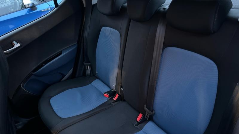 Used Hyundai i10 2016 for sale - 76580867: Photo 10