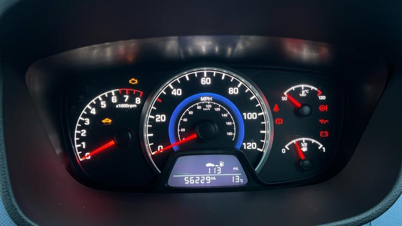 Used Hyundai i10 2016 for sale - 76580867: Photo 11