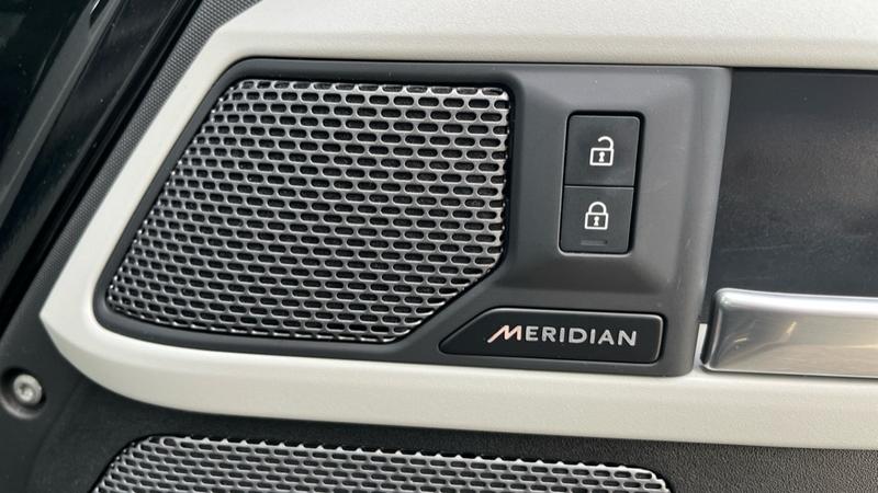 Used Land Rover Defender 2023 for sale - 77971235: Photo 47