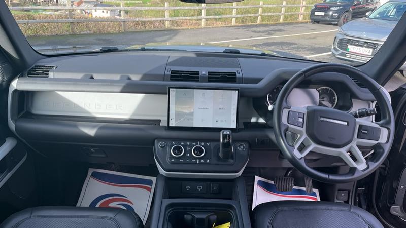Used Land Rover Defender 2023 for sale - 77971235: Photo 5