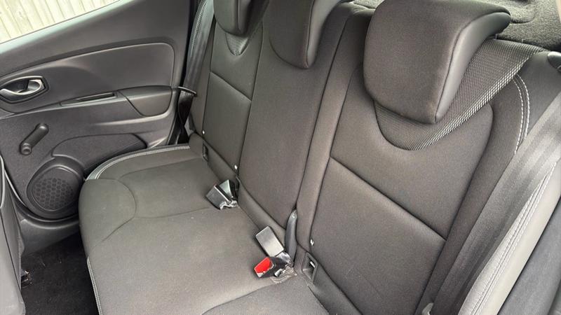 Used Renault Clio 2017 for sale - 77915632: Photo 10