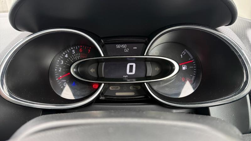 Used Renault Clio 2017 for sale - 77915632: Photo 11