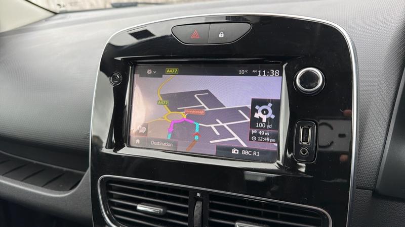 Used Renault Clio 2017 for sale - 77915632: Photo 16