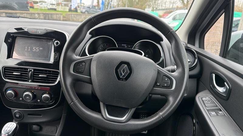 Used Renault Clio 2017 for sale - 77915632: Photo 9