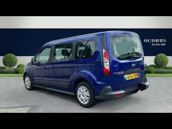 Used Ford Grand Tourneo Connect 2017 for sale - 74917477: Photo
