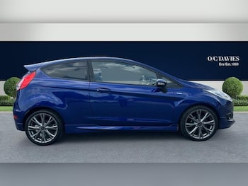 Used Ford Fiesta 2017 for sale - 76918382: Photo