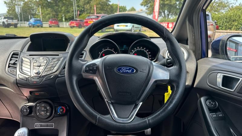 Used Ford Fiesta 2017 for sale - 76918382: Photo 9