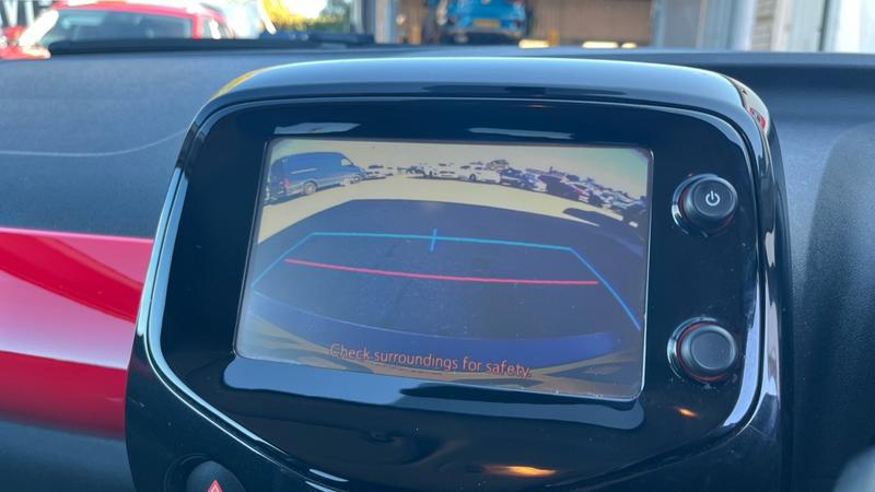 Used Toyota AYGO 2018 for sale - 76716389: Photo 33